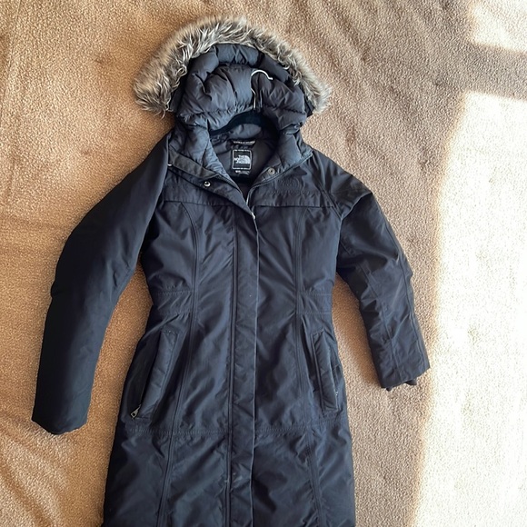 North face down filled parka, size small. - Picture 1 of 4